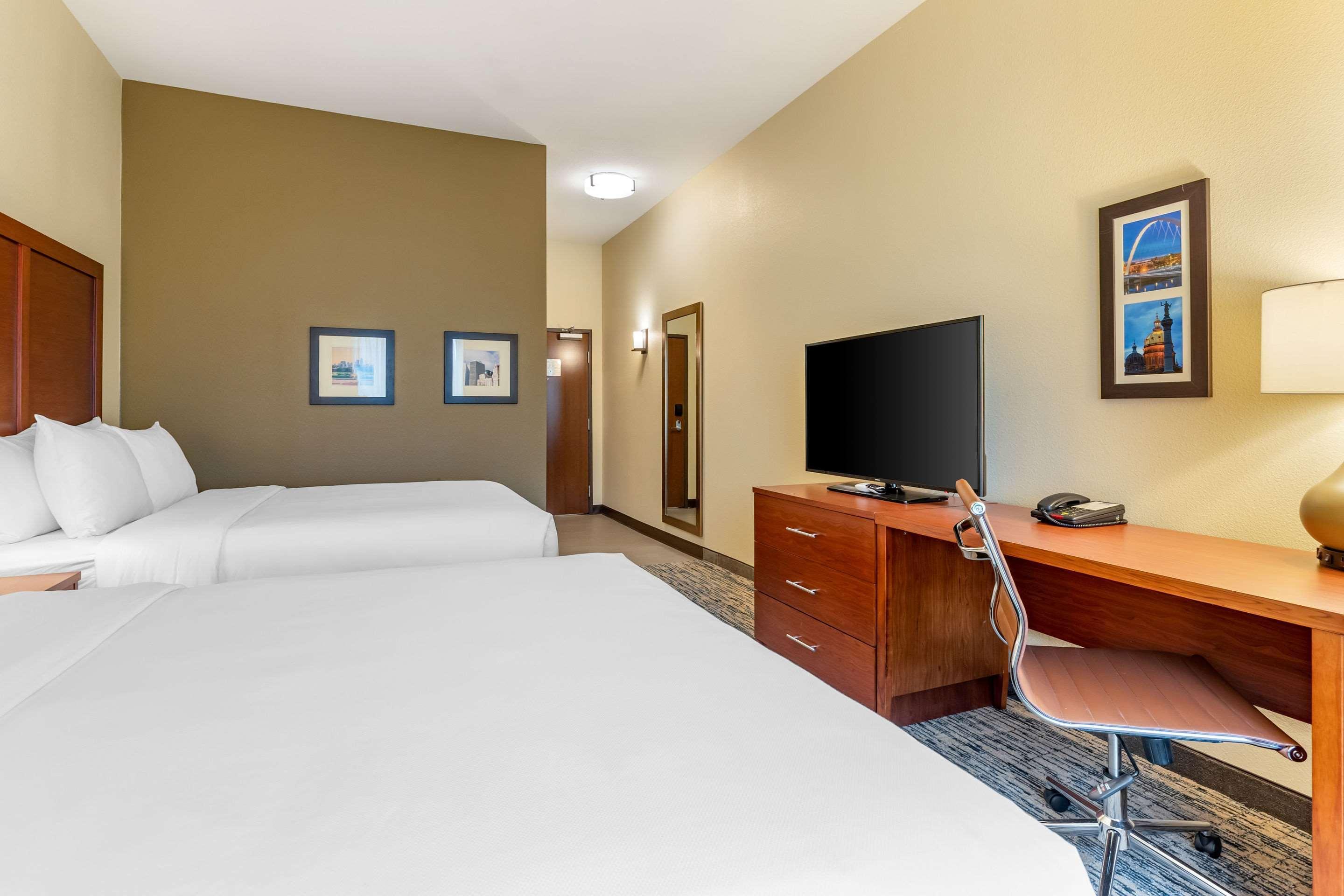 Hotel Comfort & West Des Moines