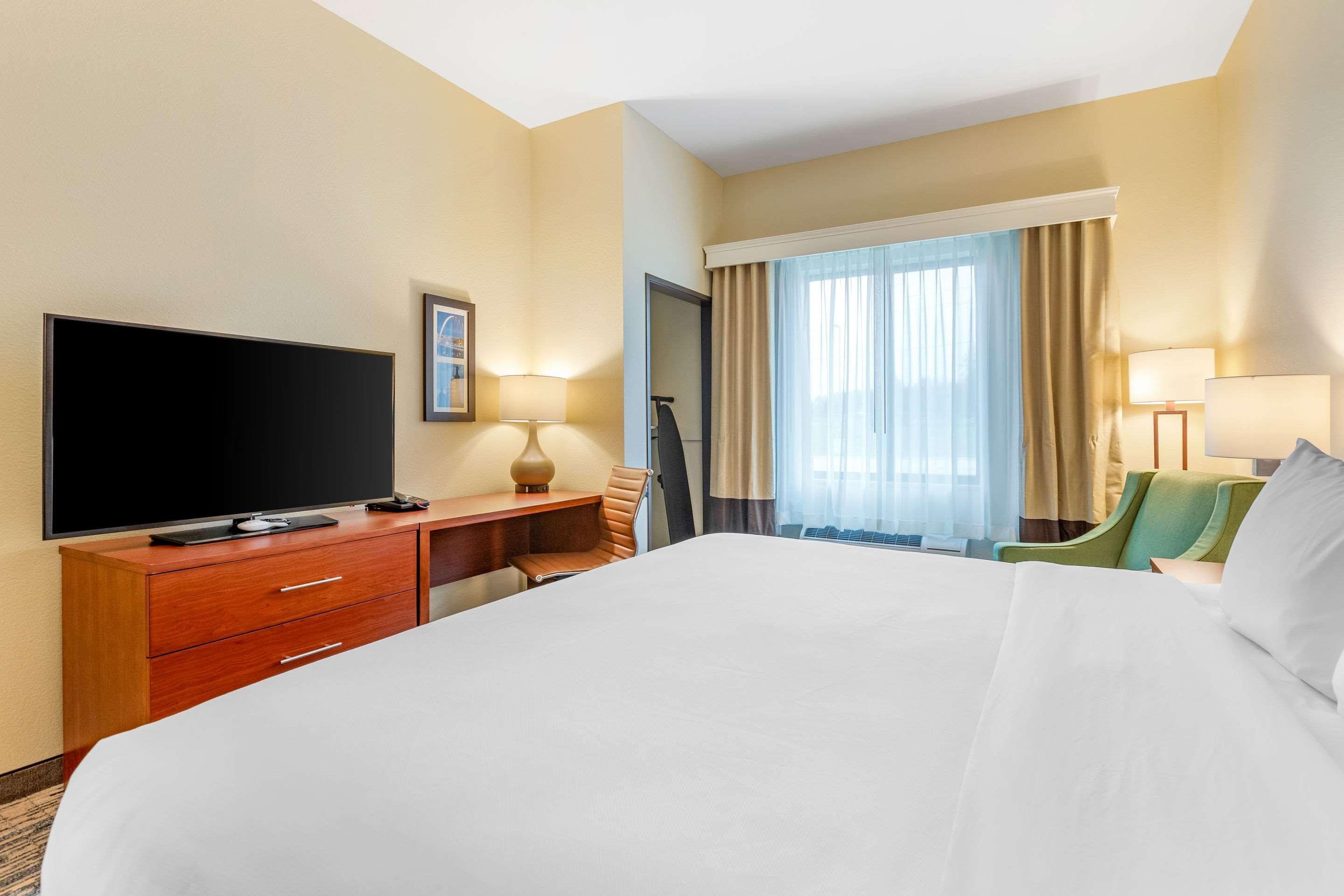 Hotel Comfort & 2*