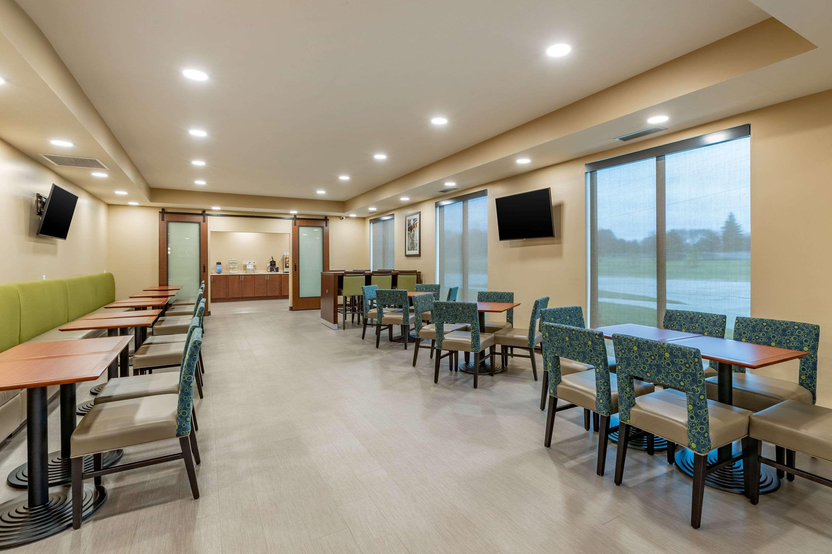 Hotel Comfort & West Des Moines